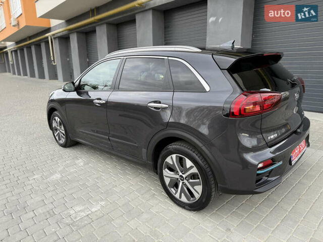 Кіа Niro 2020 у Вінниці на Automoto.ua Сірий Кіа Niro, об'ємом двигуна 0 л та пробігом 157 тис. км за 19500 $, фото 8 на Automoto.ua