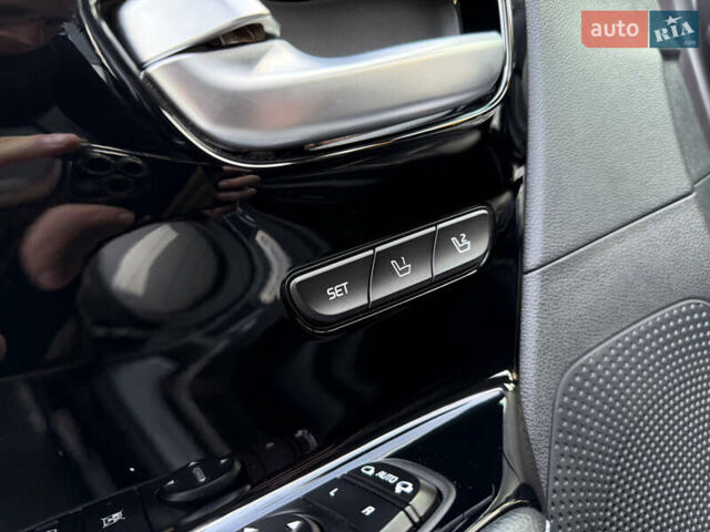 Сірий Кіа Niro, об'ємом двигуна 0 л та пробігом 70 тис. км за 19999 $, фото 46 на Automoto.ua