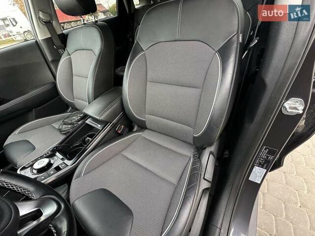Серый Киа Niro, объемом двигателя 0 л и пробегом 117 тыс. км за 19700 $, фото 13 на Automoto.ua