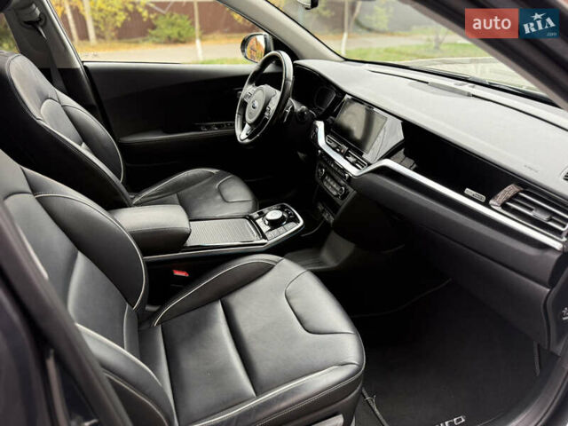 Кіа Niro 2020 у Вінниці на Automoto.ua Сірий Кіа Niro, об'ємом двигуна 0 л та пробігом 157 тис. км за 19500 $, фото 26 на Automoto.ua