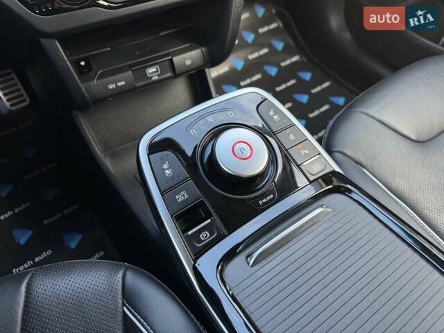 Серый Киа Niro, объемом двигателя 0 л и пробегом 142 тыс. км за 18900 $, фото 25 на Automoto.ua