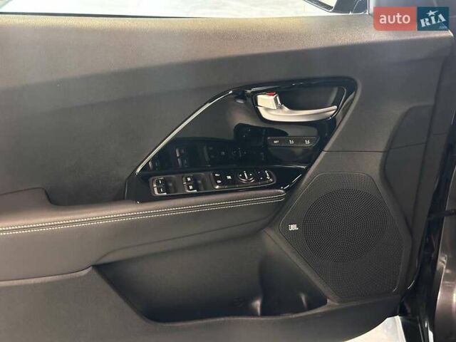 Сірий Кіа Niro, об'ємом двигуна 0 л та пробігом 155 тис. км за 19400 $, фото 15 на Automoto.ua