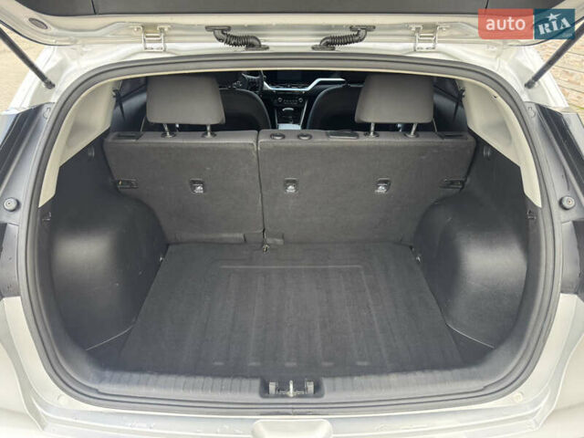 Киа Niro 2020 в Луцке на Automoto.ua Серый Киа Niro, объемом двигателя 1.58 л и пробегом 241 тыс. км за 14600 $, фото 28 на Automoto.ua