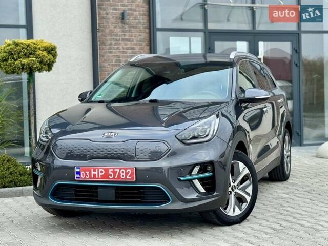 Серый Киа Niro, объемом двигателя 0 л и пробегом 150 тыс. км за 18500 $, фото 5 на Automoto.ua