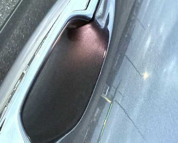 Серый Киа Niro, объемом двигателя 0 л и пробегом 165 тыс. км за 18000 $, фото 33 на Automoto.ua