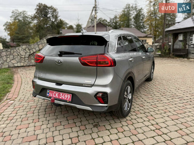 Киа Niro 2020 в Калуше на Automoto.ua Серый Киа Niro, объемом двигателя 1.58 л и пробегом 102 тыс. км за 19600 $, фото 14 на Automoto.ua