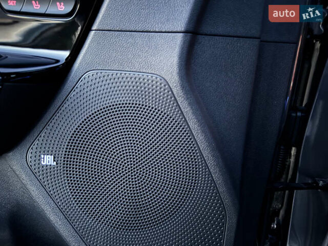 Серый Киа Niro, объемом двигателя 0 л и пробегом 112 тыс. км за 20300 $, фото 28 на Automoto.ua