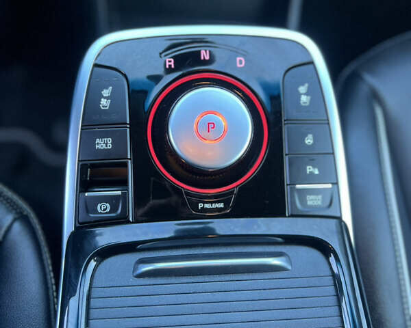 Серый Киа Niro, объемом двигателя 0 л и пробегом 133 тыс. км за 19500 $, фото 34 на Automoto.ua