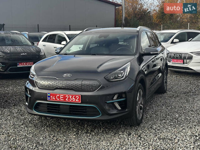 Серый Киа Niro, объемом двигателя 0 л и пробегом 112 тыс. км за 20800 $, фото 3 на Automoto.ua
