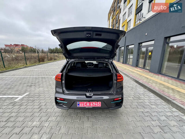 Серый Киа Niro, объемом двигателя 0 л и пробегом 109 тыс. км за 20500 $, фото 16 на Automoto.ua
