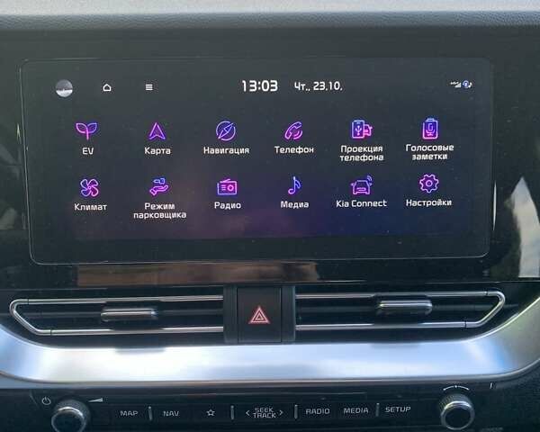Сірий Кіа Niro, об'ємом двигуна 0 л та пробігом 73 тис. км за 18900 $, фото 26 на Automoto.ua