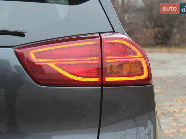 Сірий Кіа Niro, об'ємом двигуна 0 л та пробігом 74 тис. км за 19990 $, фото 11 на Automoto.ua