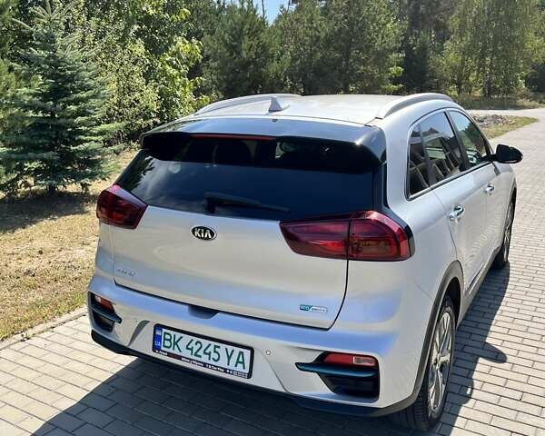 Киа Niro 2020 в Костополе на Automoto.ua Серый Киа Niro, объемом двигателя 0 л и пробегом 113 тыс. км за 18888 $, фото 9 на Automoto.ua