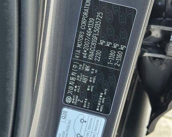 Серый Киа Niro, объемом двигателя 0 л и пробегом 142 тыс. км за 18900 $, фото 35 на Automoto.ua