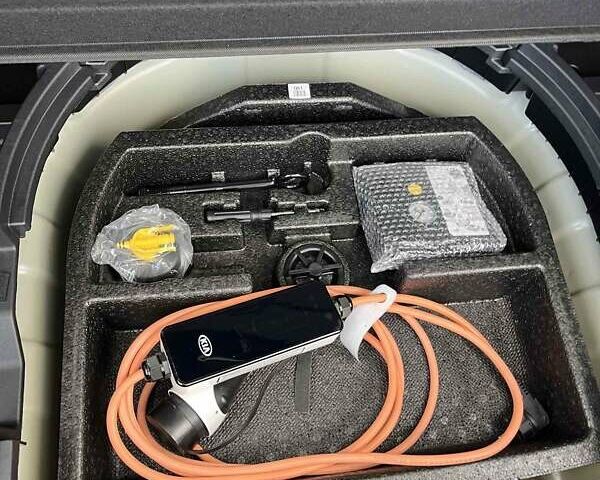 Киа Niro 2020 в Костополе на Automoto.ua Серый Киа Niro, объемом двигателя 0 л и пробегом 113 тыс. км за 18888 $, фото 14 на Automoto.ua