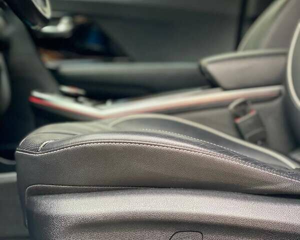 Киа Niro 2020 в Тернополе на Automoto.ua Серый Киа Niro, объемом двигателя 0 л и пробегом 149 тыс. км за 18800 $, фото 25 на Automoto.ua