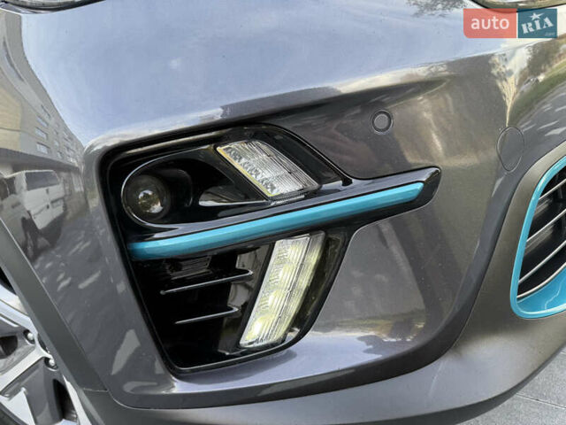 Киа Niro 2020 в Трускавце на Automoto.ua Серый Киа Niro, объемом двигателя 0 л и пробегом 70 тыс. км за 19250 $, фото 6 на Automoto.ua