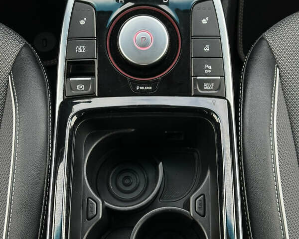 Серый Киа Niro, объемом двигателя 0 л и пробегом 128 тыс. км за 19400 $, фото 59 на Automoto.ua