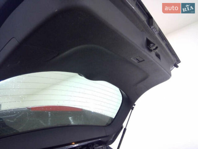 Серый Киа Niro, объемом двигателя 0 л и пробегом 108 тыс. км за 19900 $, фото 14 на Automoto.ua