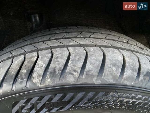 Сірий Кіа Niro, об'ємом двигуна 0 л та пробігом 107 тис. км за 21950 $, фото 30 на Automoto.ua