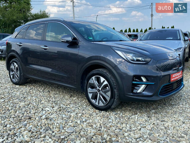 Сірий Кіа Niro, об'ємом двигуна 0 л та пробігом 116 тис. км за 21800 $, фото 27 на Automoto.ua