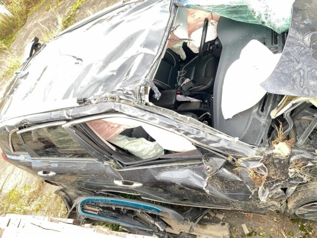 Серый Киа Niro, объемом двигателя 0 л и пробегом 90 тыс. км за 6000 $, фото 5 на Automoto.ua