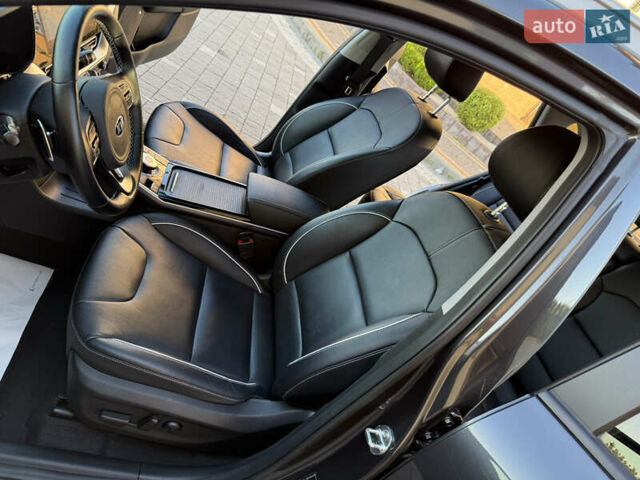 Серый Киа Niro, объемом двигателя 0 л и пробегом 145 тыс. км за 18800 $, фото 66 на Automoto.ua