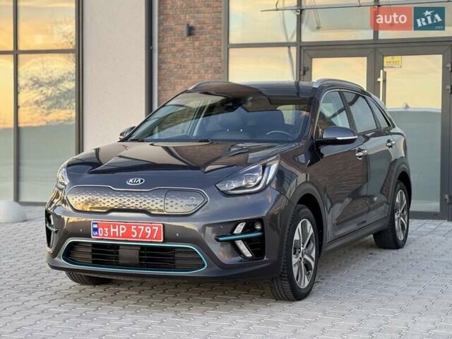 Сірий Кіа Niro, об'ємом двигуна 0 л та пробігом 135 тис. км за 17500 $, фото 10 на Automoto.ua