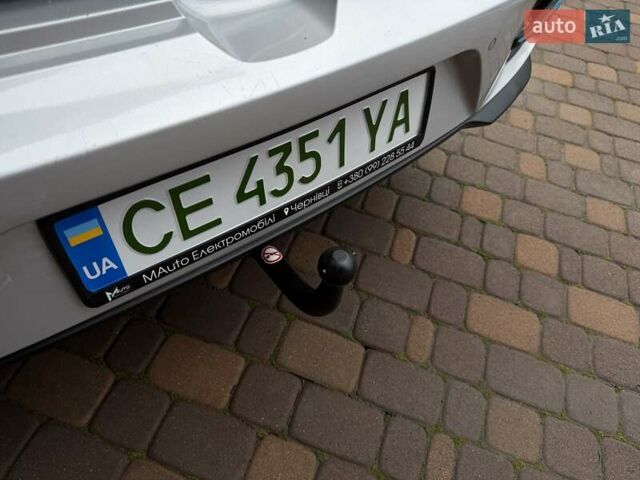 Сірий Кіа Niro, об'ємом двигуна 0 л та пробігом 71 тис. км за 21999 $, фото 84 на Automoto.ua