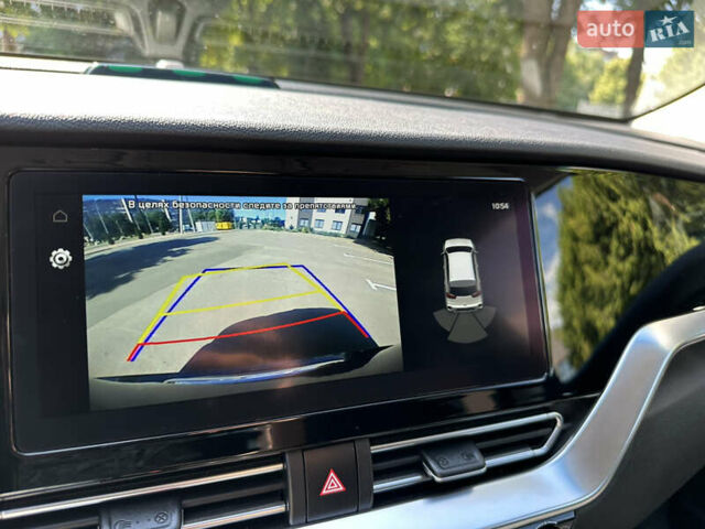 Сірий Кіа Niro, об'ємом двигуна 0 л та пробігом 143 тис. км за 17900 $, фото 39 на Automoto.ua