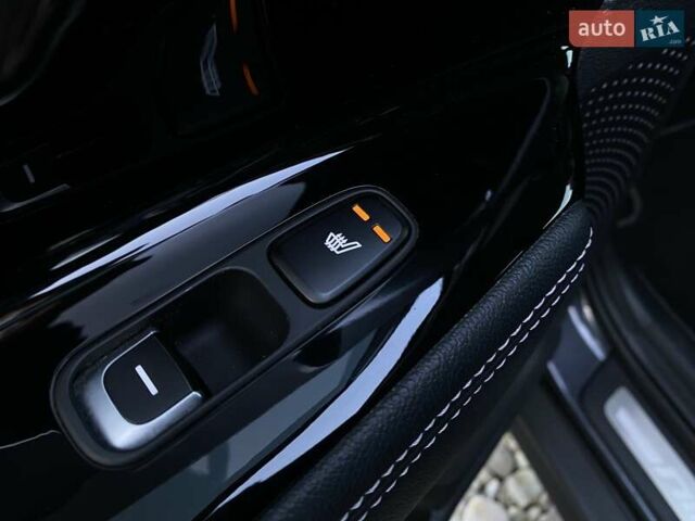 Сірий Кіа Niro, об'ємом двигуна 0 л та пробігом 88 тис. км за 22500 $, фото 48 на Automoto.ua