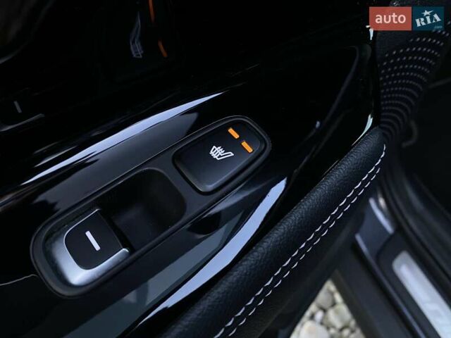 Сірий Кіа Niro, об'ємом двигуна 0 л та пробігом 88 тис. км за 22500 $, фото 10 на Automoto.ua