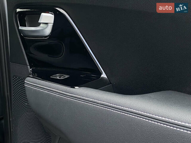 Сірий Кіа Niro, об'ємом двигуна 0 л та пробігом 63 тис. км за 20899 $, фото 45 на Automoto.ua