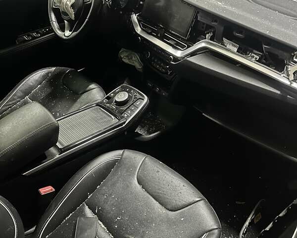 Сірий Кіа Niro, об'ємом двигуна 0 л та пробігом 149 тис. км за 7900 $, фото 13 на Automoto.ua