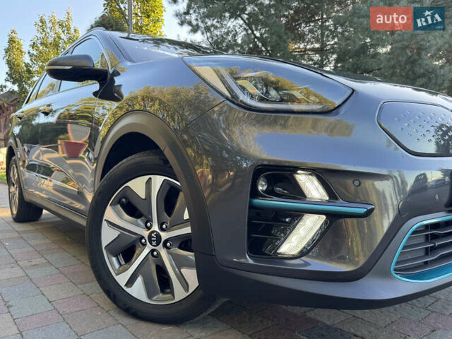 Серый Киа Niro, объемом двигателя 0 л и пробегом 149 тыс. км за 19900 $, фото 7 на Automoto.ua