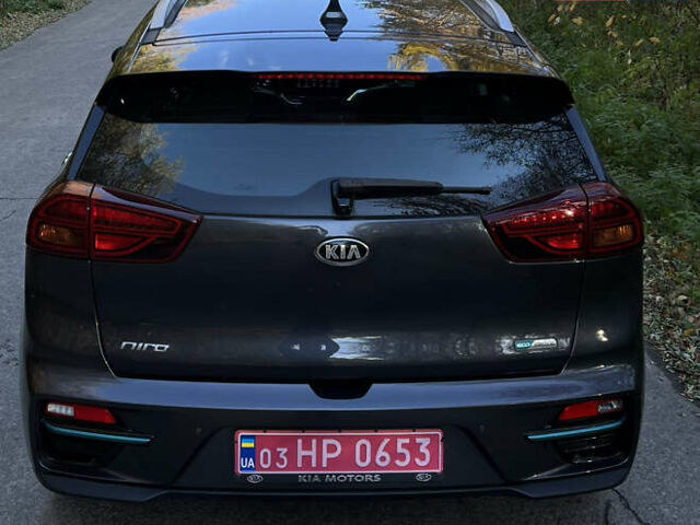 Сірий Кіа Niro, об'ємом двигуна 0 л та пробігом 114 тис. км за 19400 $, фото 9 на Automoto.ua