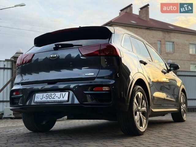Сірий Кіа Niro, об'ємом двигуна 0 л та пробігом 118 тис. км за 20499 $, фото 16 на Automoto.ua