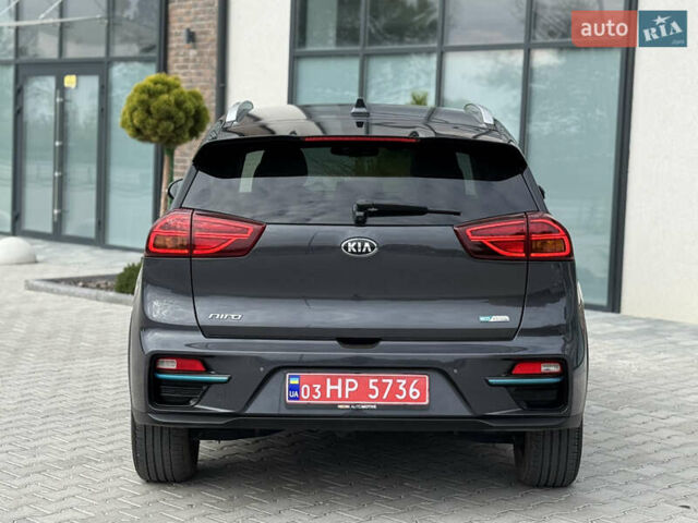 Серый Киа Niro, объемом двигателя 0 л и пробегом 139 тыс. км за 18900 $, фото 30 на Automoto.ua