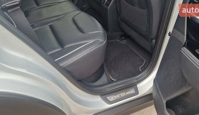 Серый Киа Niro, объемом двигателя 0 л и пробегом 167 тыс. км за 18400 $, фото 12 на Automoto.ua