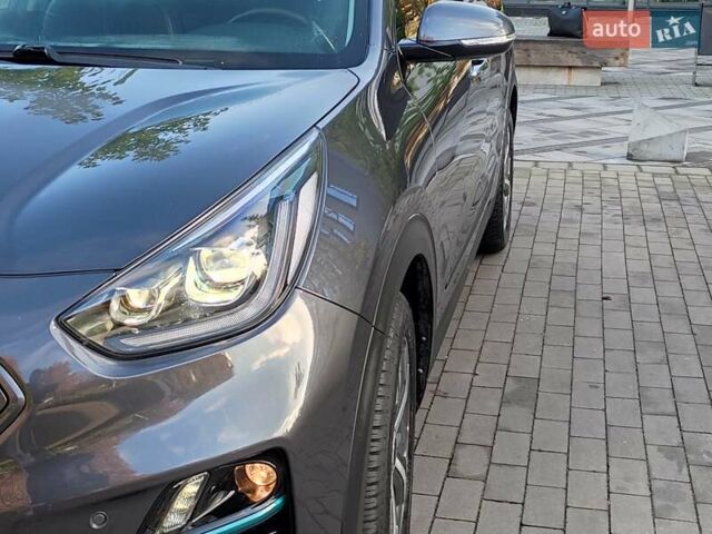 Киа Niro 2020 в Ровно на Automoto.ua Серый Киа Niro, объемом двигателя 0 л и пробегом 125 тыс. км за 19850 $, фото 51 на Automoto.ua