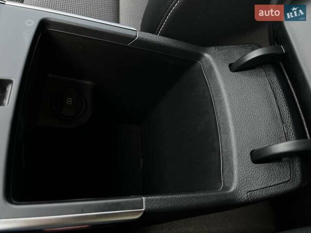 Серый Киа Niro, объемом двигателя 0 л и пробегом 72 тыс. км за 19750 $, фото 57 на Automoto.ua