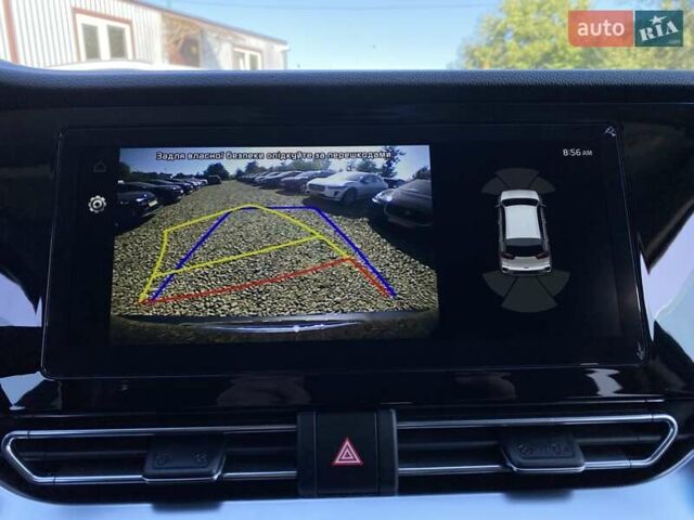 Сірий Кіа Niro, об'ємом двигуна 0 л та пробігом 107 тис. км за 21950 $, фото 10 на Automoto.ua