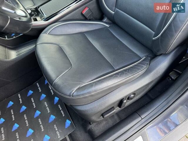 Серый Киа Niro, объемом двигателя 0 л и пробегом 142 тыс. км за 18900 $, фото 18 на Automoto.ua