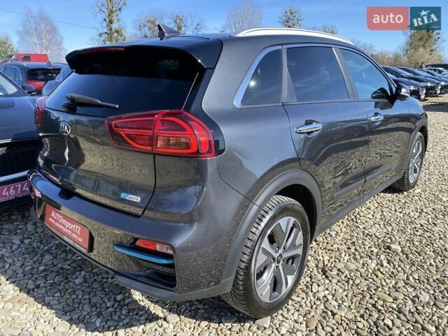 Киа Niro 2020 в Львове на Automoto.ua Серый Киа Niro, объемом двигателя 0 л и пробегом 101 тыс. км за 20300 $, фото 19 на Automoto.ua