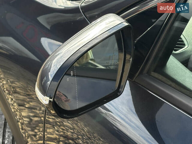 Серый Киа Niro, объемом двигателя 0 л и пробегом 110 тыс. км за 21200 $, фото 13 на Automoto.ua