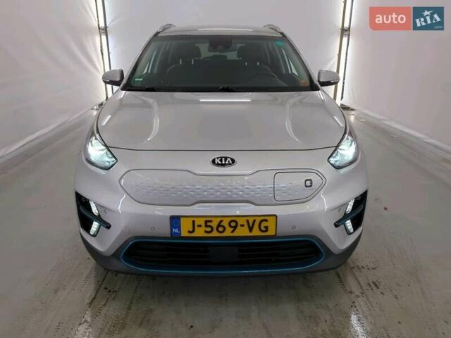 Сірий Кіа Niro, об'ємом двигуна 0 л та пробігом 71 тис. км за 21999 $, фото 108 на Automoto.ua