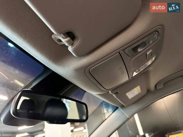 Сірий Кіа Niro, об'ємом двигуна 0 л та пробігом 155 тис. км за 19400 $, фото 19 на Automoto.ua