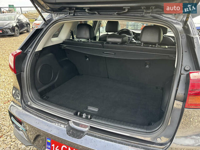Серый Киа Niro, объемом двигателя 0 л и пробегом 110 тыс. км за 21200 $, фото 47 на Automoto.ua