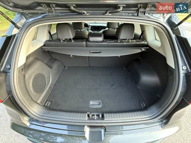 Серый Киа Niro, объемом двигателя 0 л и пробегом 57 тыс. км за 23299 $, фото 52 на Automoto.ua