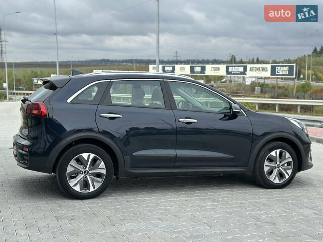 Серый Киа Niro, объемом двигателя 0 л и пробегом 128 тыс. км за 19400 $, фото 7 на Automoto.ua